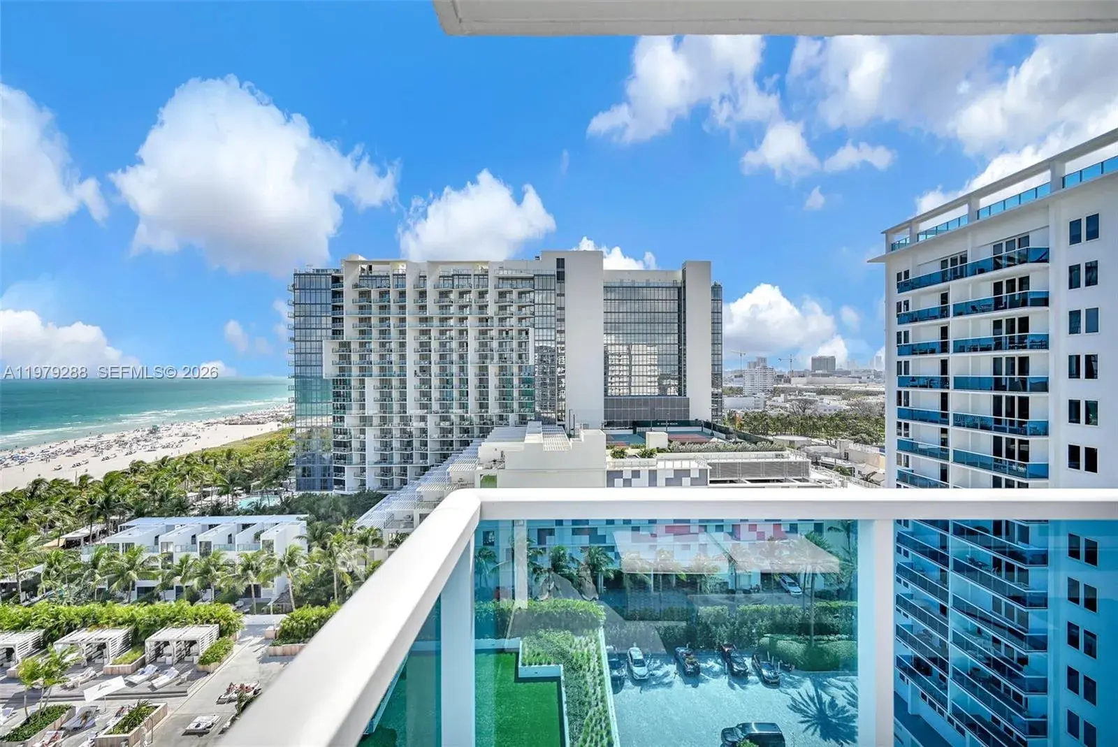 1 bedroom 1 bath Residential for sale at 2301 Collins Ave # 1204, Miami Beach FL 33139