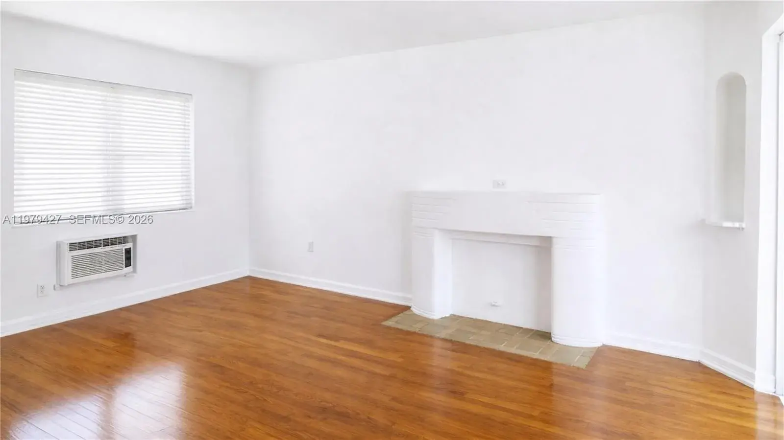 2135 Bay Dr # 3, Miami Beach FL 33141 photo 3