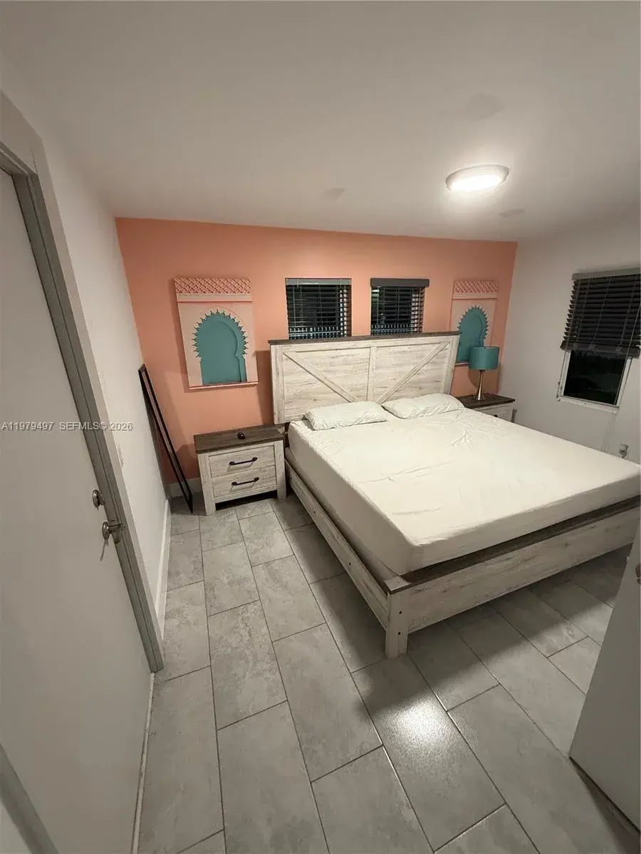 2020 Washington St # 4, Hollywood FL 33020