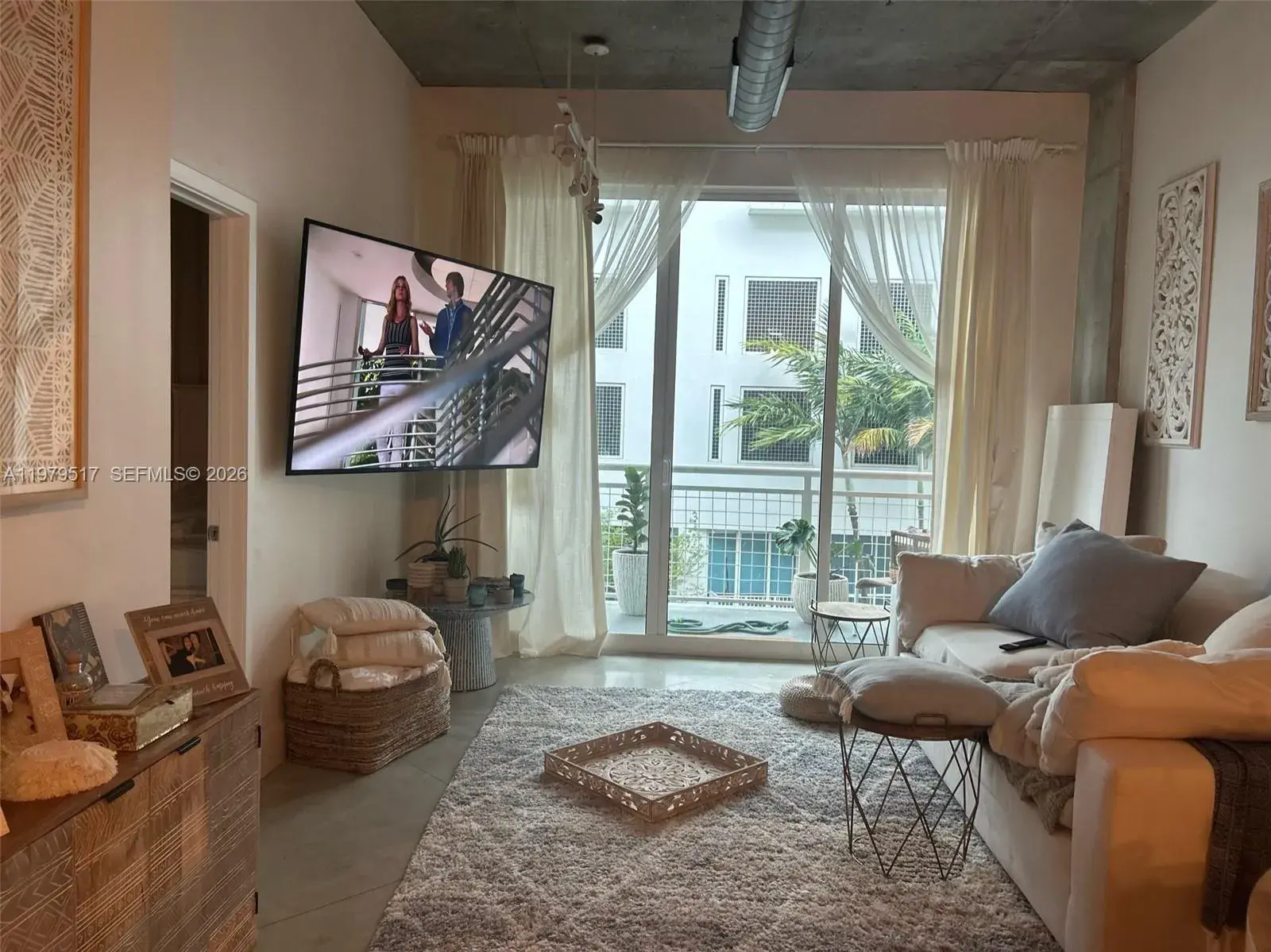 2001 Biscayne Blvd # 2310, Miami FL 33137