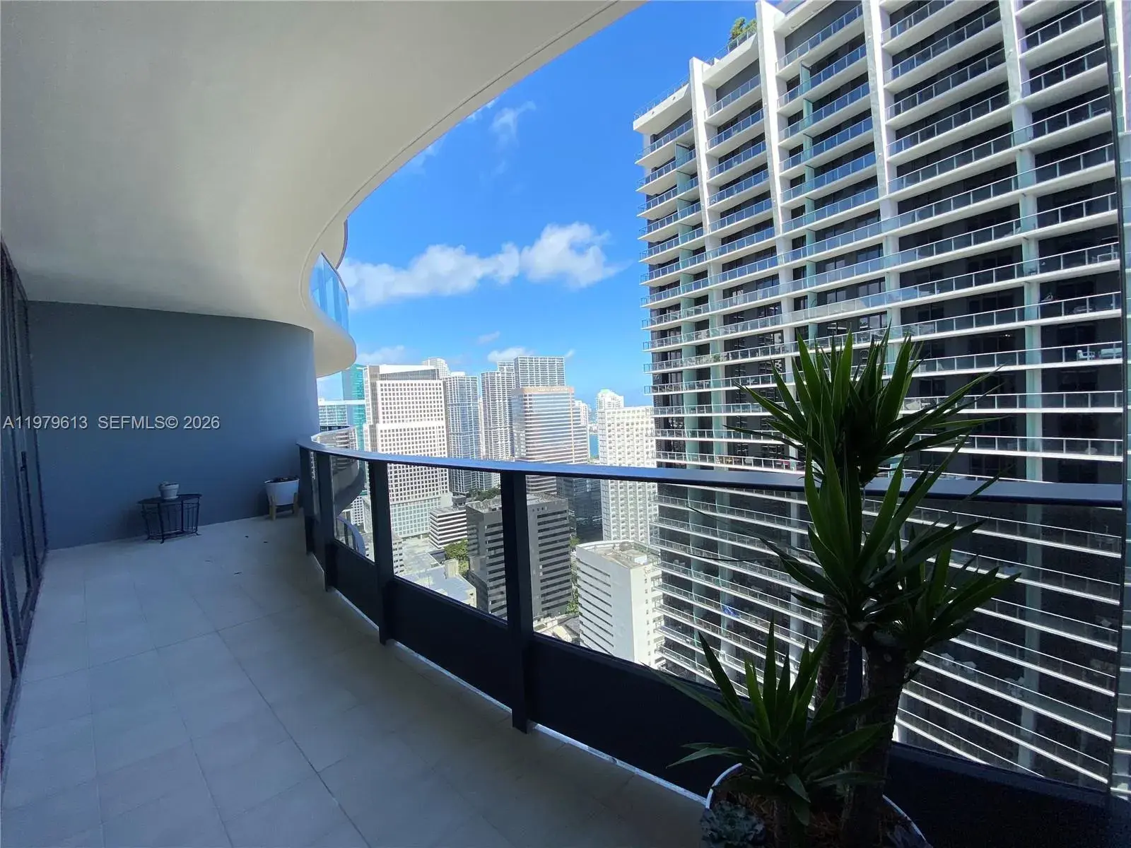 1000 Brickell Plaza # 3807, Miami FL 33131