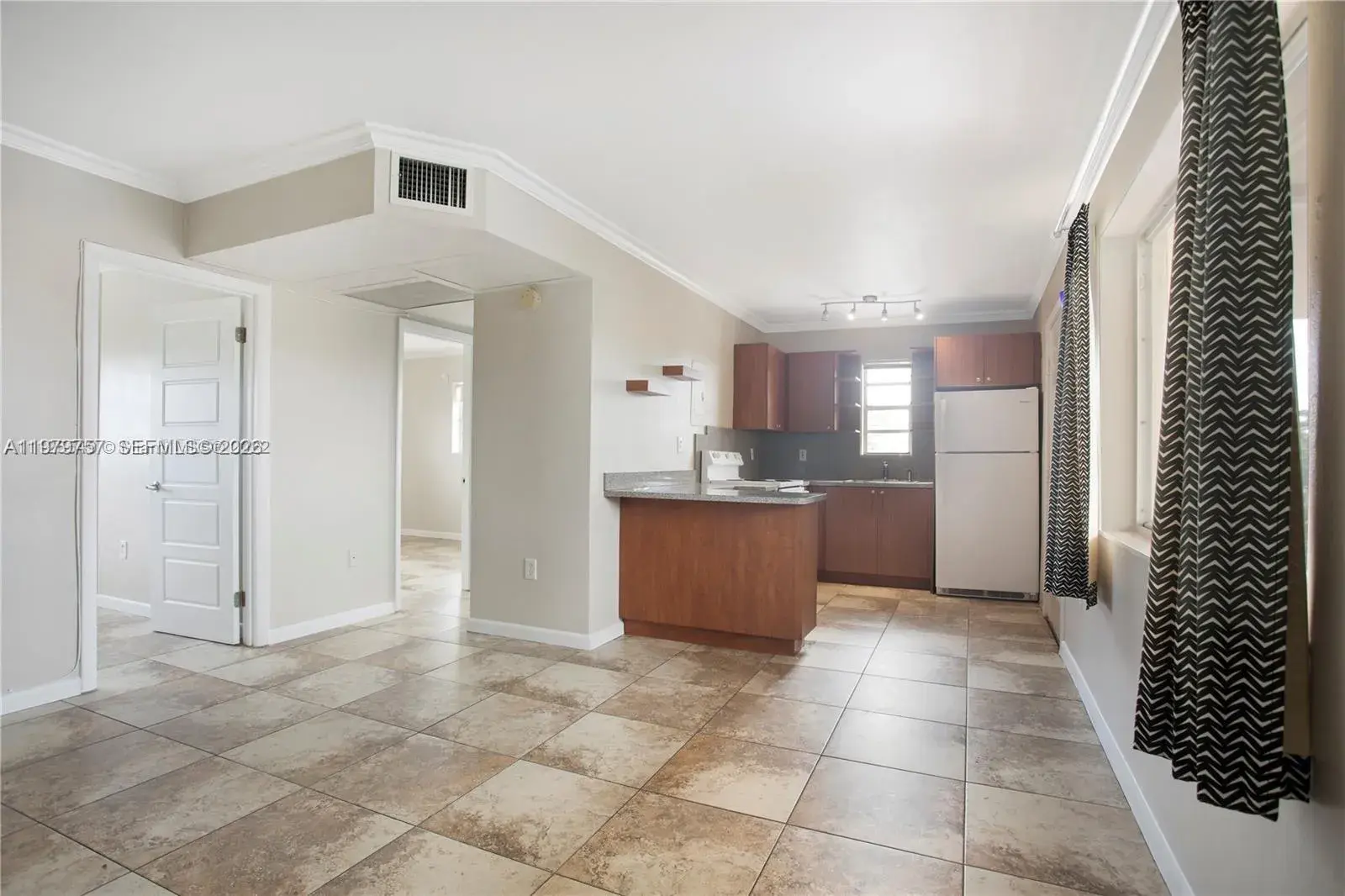 1020 SW 7th St # 9, Miami FL 33130