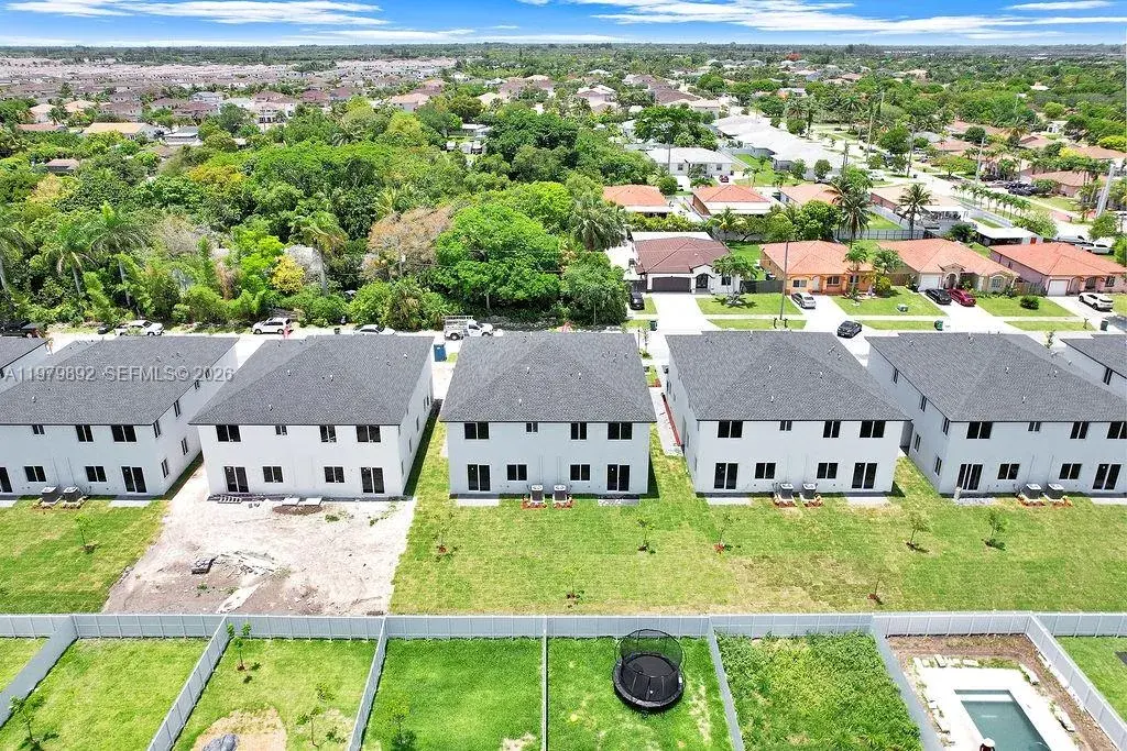 22445 SW 125th Ave # 18A, Miami FL 33170
