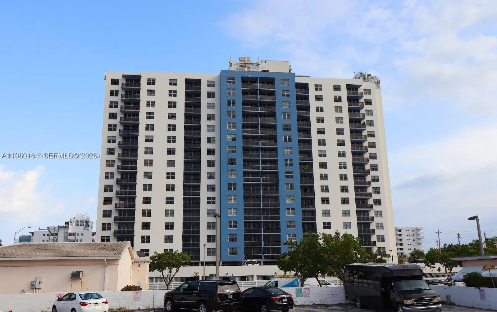 1 bedroom 1 bath Residential for sale at 401 69th St # 404, Miami Beach FL 33141