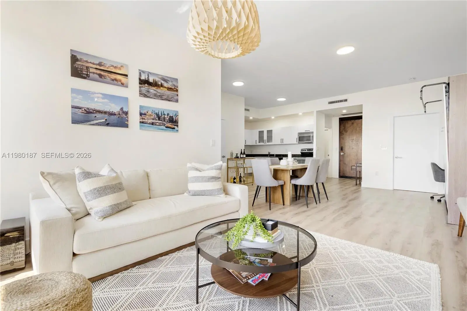 1 bedroom 2 bath Residential Lease for rent at 3250 Grand Ave # 507, Miami FL 33133