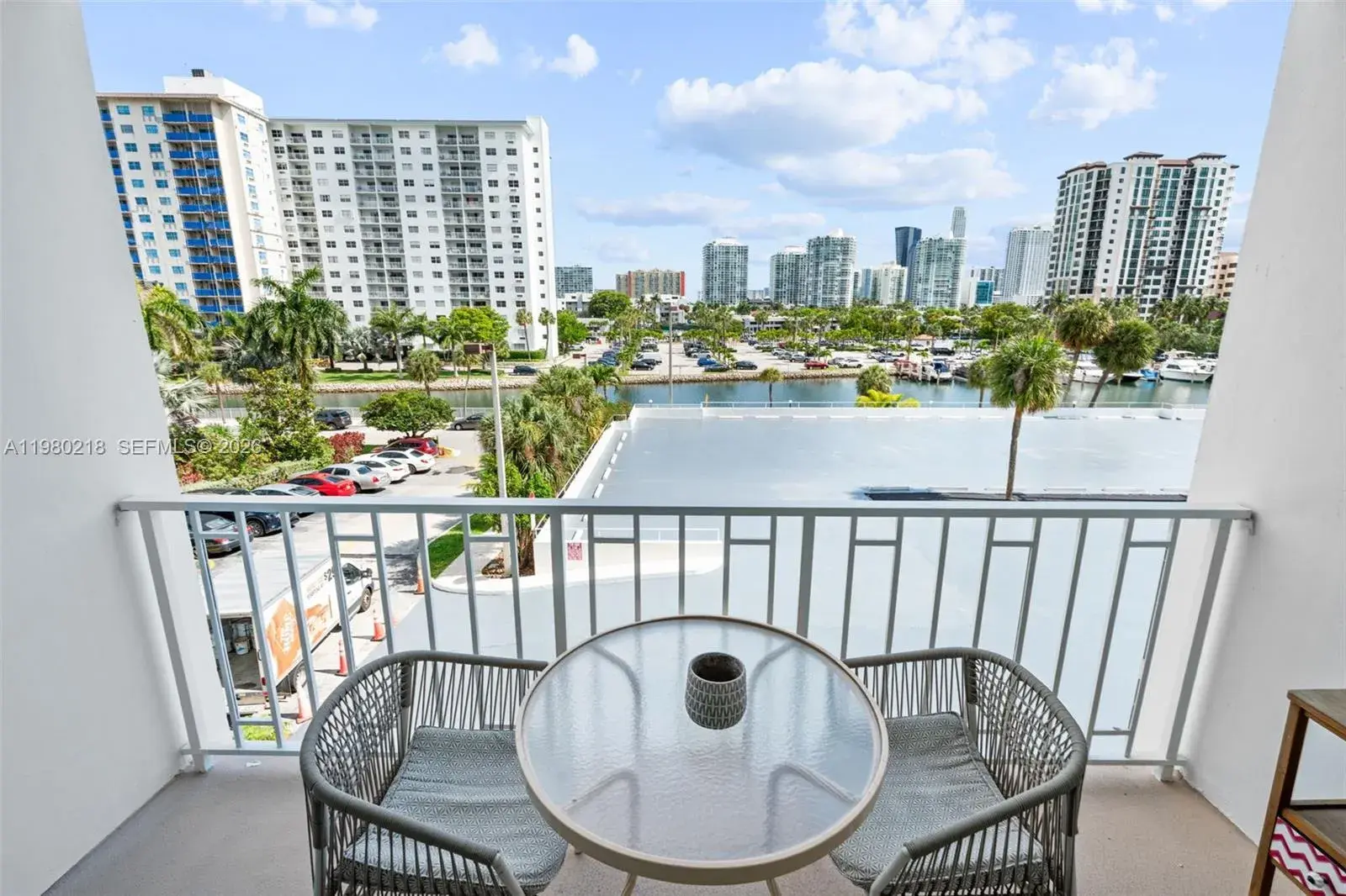 1 bedroom 1 bath for sale at 500 Bayview Dr # 325, Sunny Isles Beach FL 33160