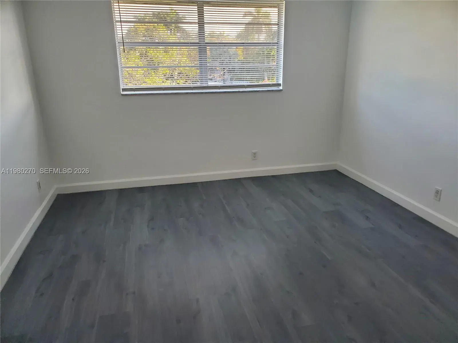 1300 Moffett St # 312, Hallandale Beach FL 33009