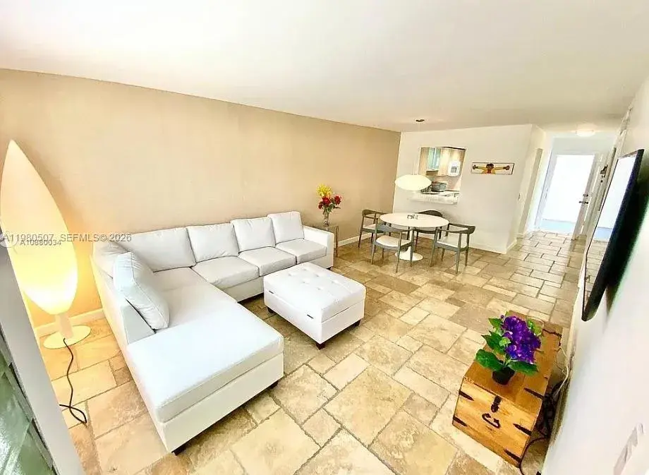 1 bedroom 1 bath Residential for sale at 240 Galen Dr # 314, Key Biscayne FL 33149