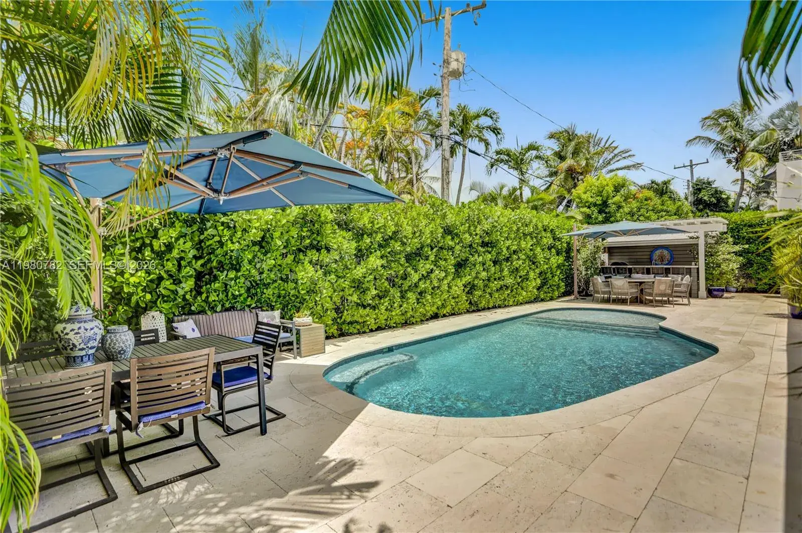 4 bedroom 2 bath for rent at 462 Glenridge Rd # 0, Key Biscayne FL 33149