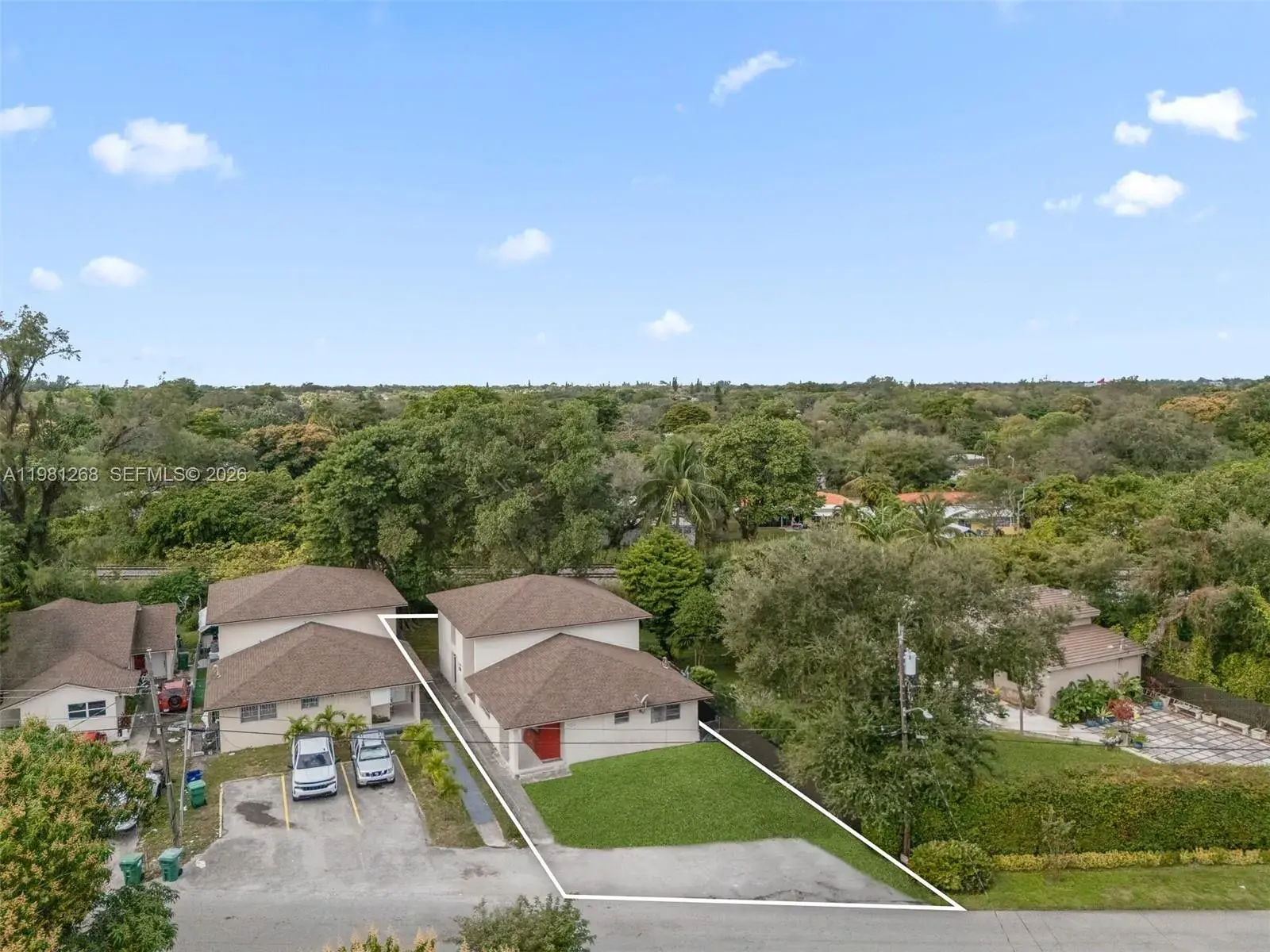 11330 Peachtree Dr, Miami FL 33161