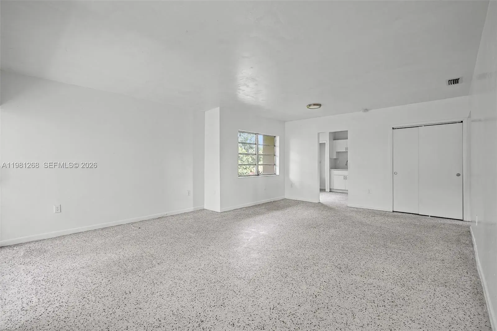 11330 Peachtree Dr, Miami FL 33161