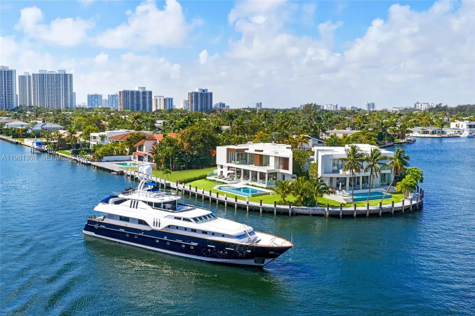 7 bedroom 7 bath Residential for sale at 503 Palm Dr, Hallandale Beach FL 33009