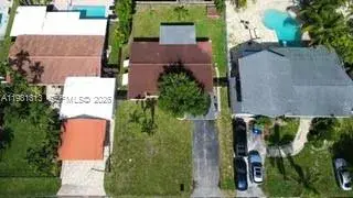 2525 Tortugas Ln, Fort Lauderdale FL 33312