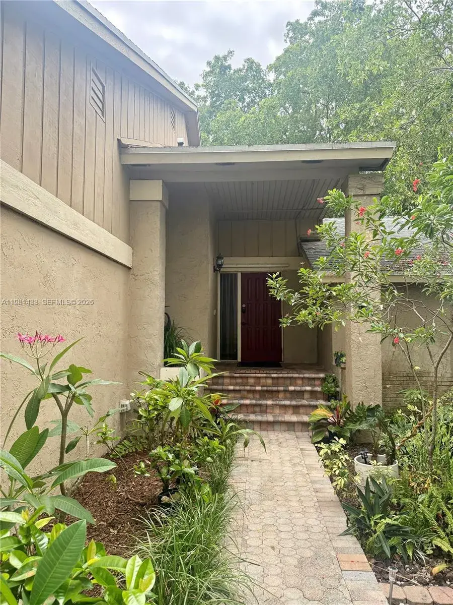 3 bedroom 2 bath Residential for sale at 5119 SW 153rd Pl N, Miami FL 33185