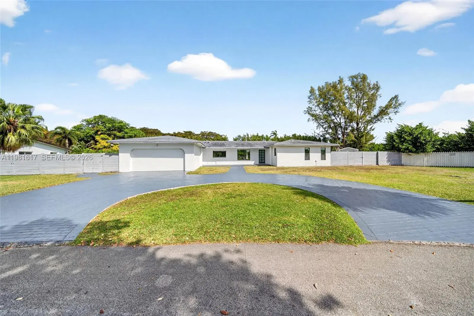 6 bedroom 4 bath Residential for sale at 11951 SW 120th Ter, Miami FL 33186