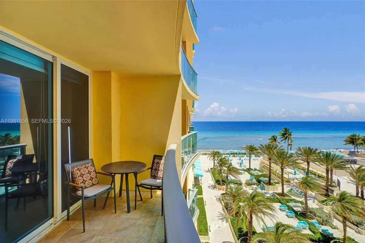 2501 S Ocean Dr, Hollywood FL 33019