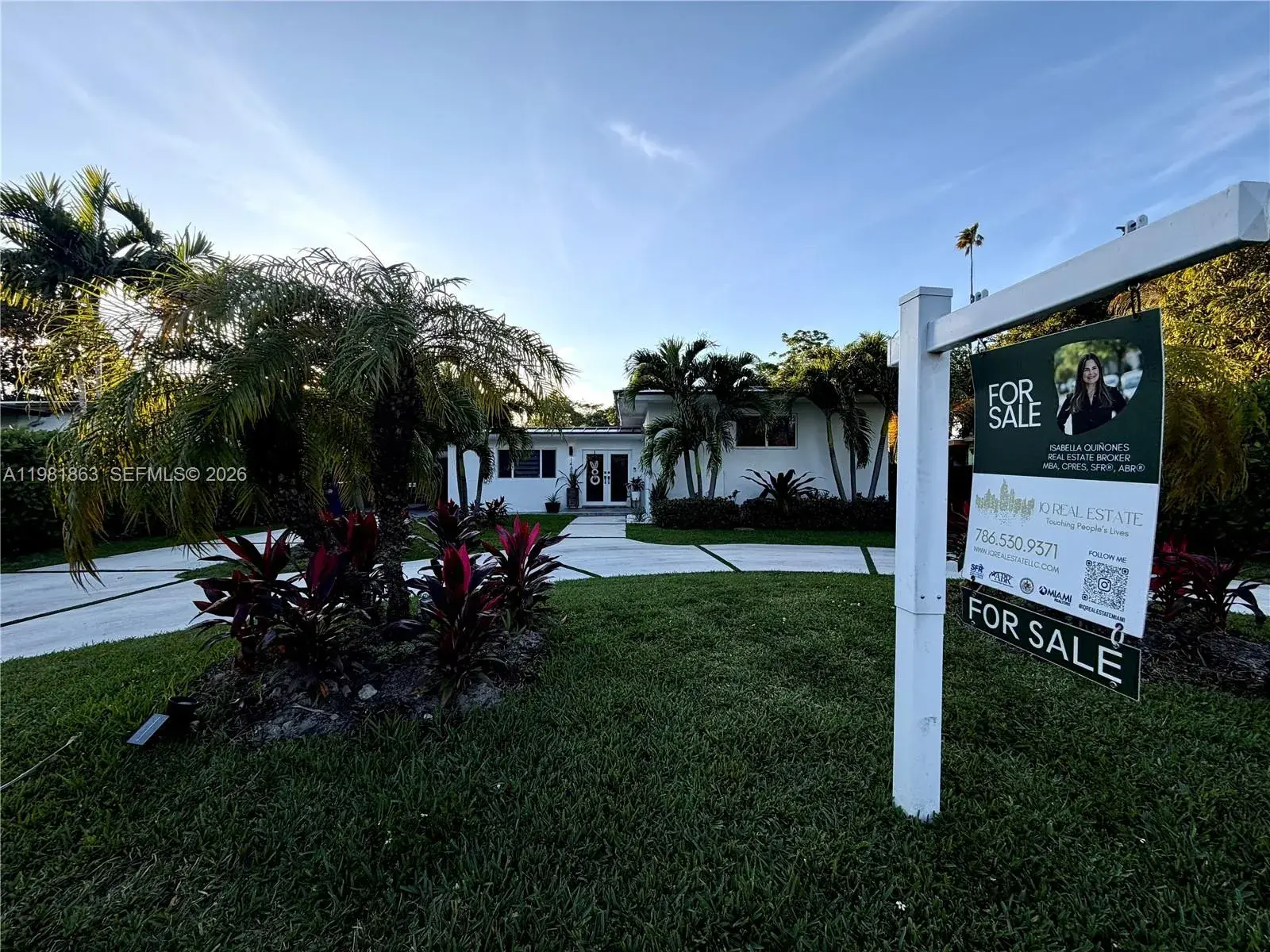 3 bedroom 3 bath Residential for sale at 14830 N Spur Dr, Miami FL 33161
