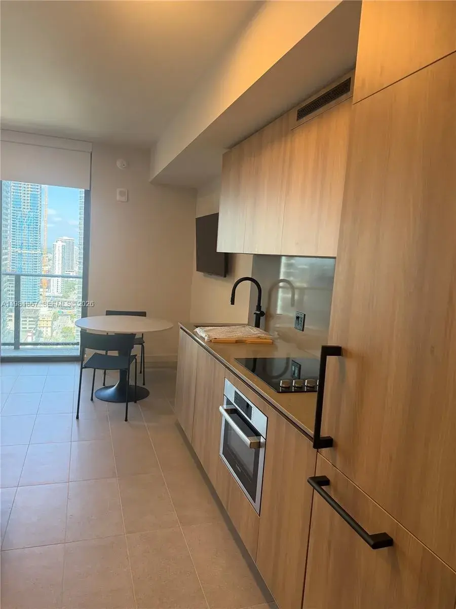 121 NE 5TH St # 3609, Miami FL 33132