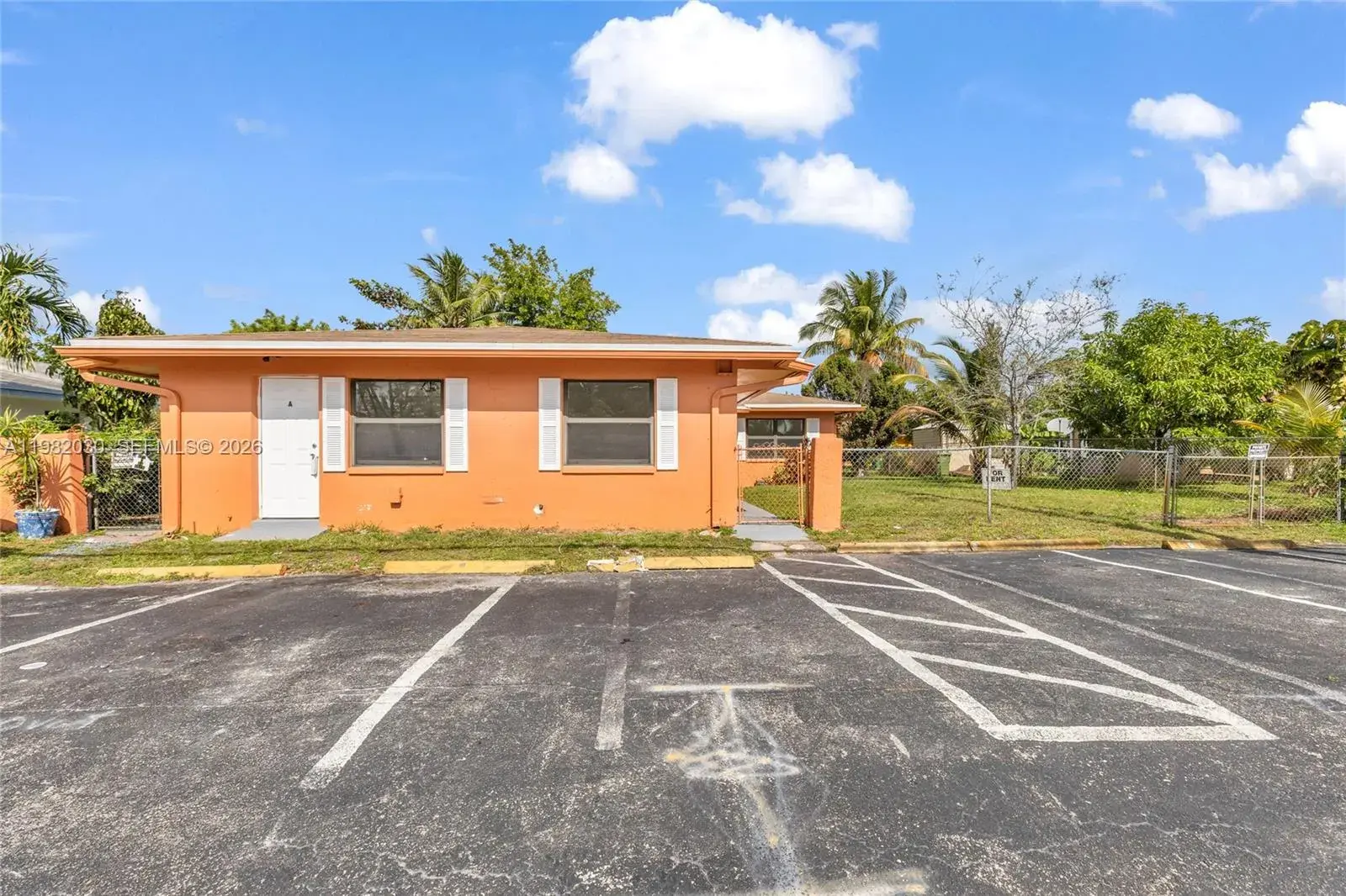 1451 NW 19th St, Fort Lauderdale FL 33311
