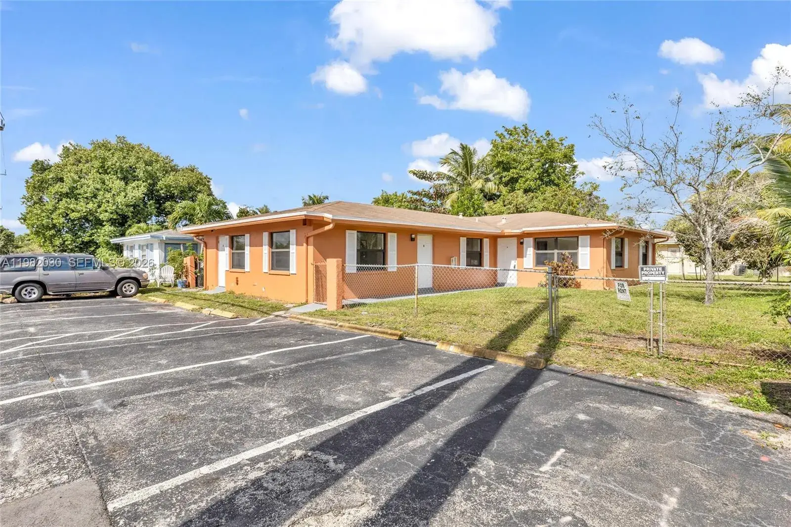 1451 NW 19th St, Fort Lauderdale FL 33311