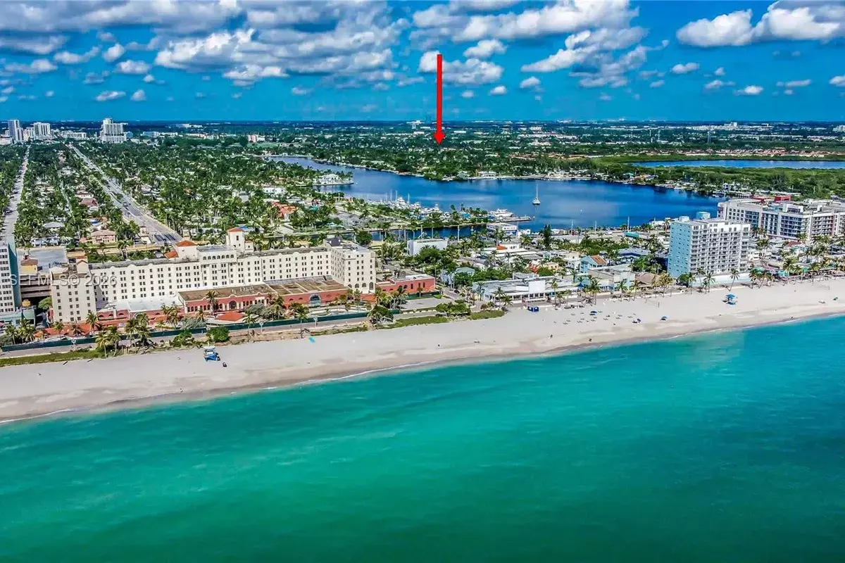 851 N 11th Ave, Hollywood FL 33019