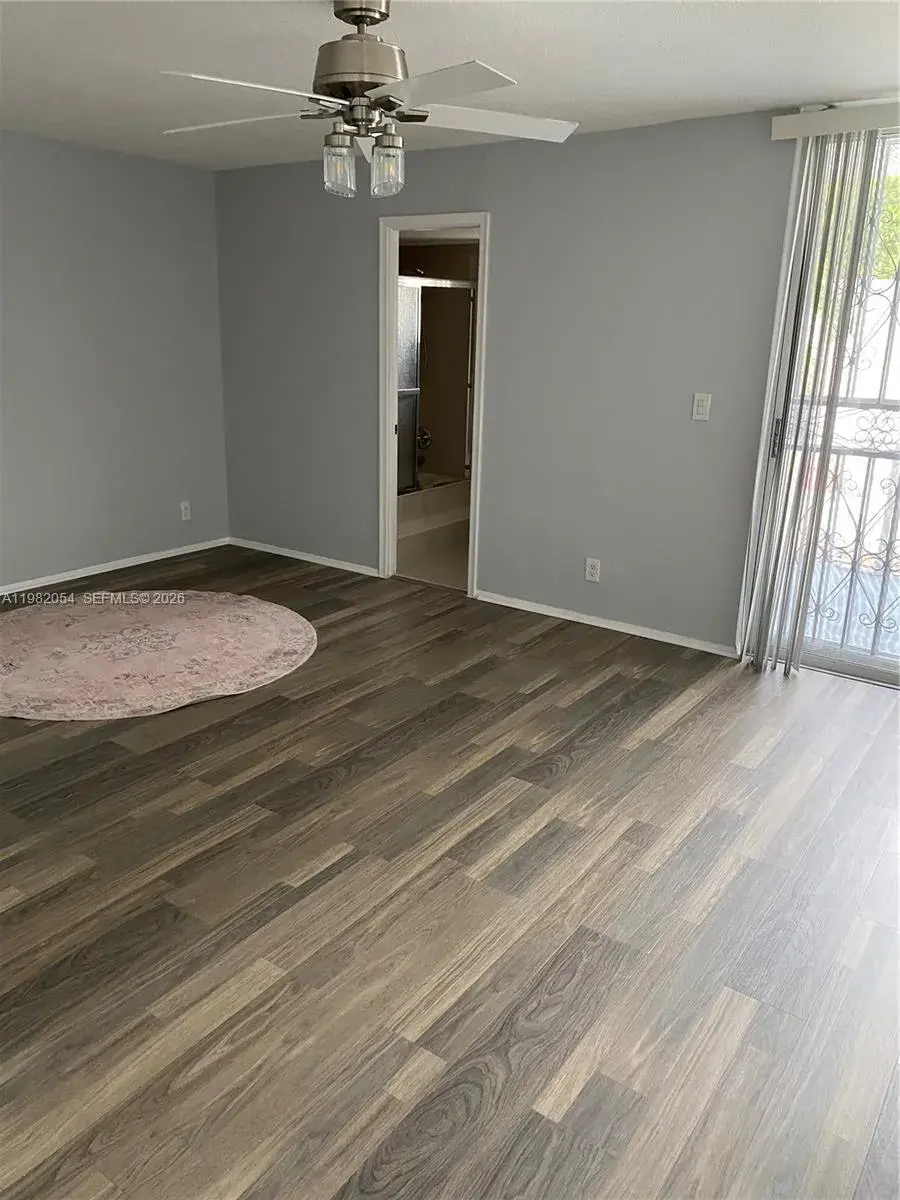 802 NE 26th Ave # 802, Hallandale Beach FL 33009