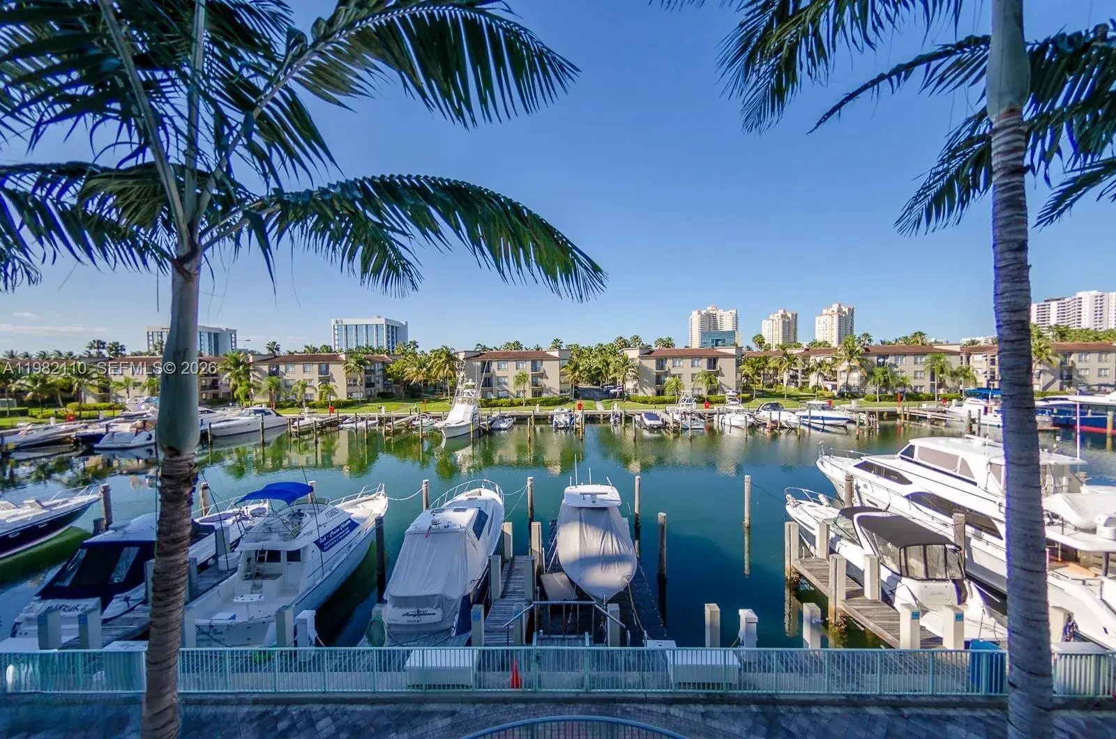 2 bedroom 2 bath Residential Lease for rent at 3029 NE 188th St # 907, Aventura FL 33180