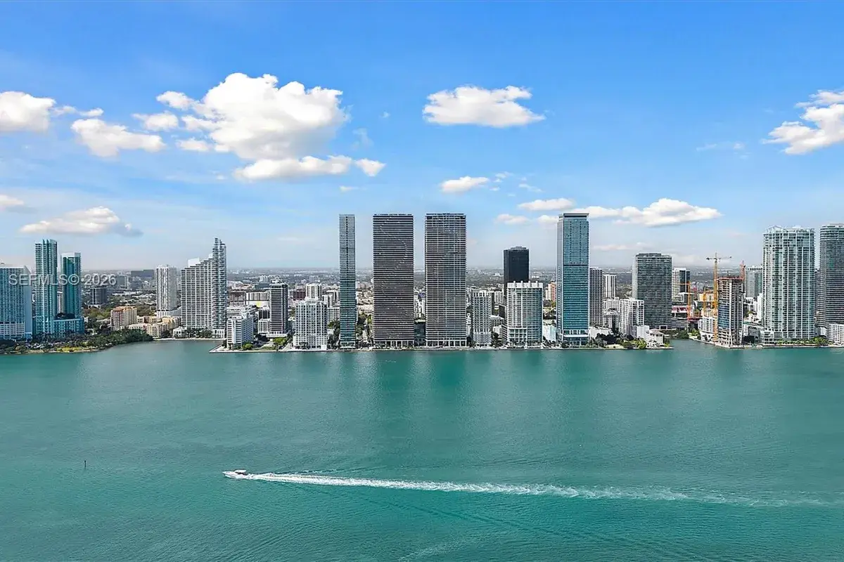 700 NE 24rd St # 5802, Miami FL 33137
