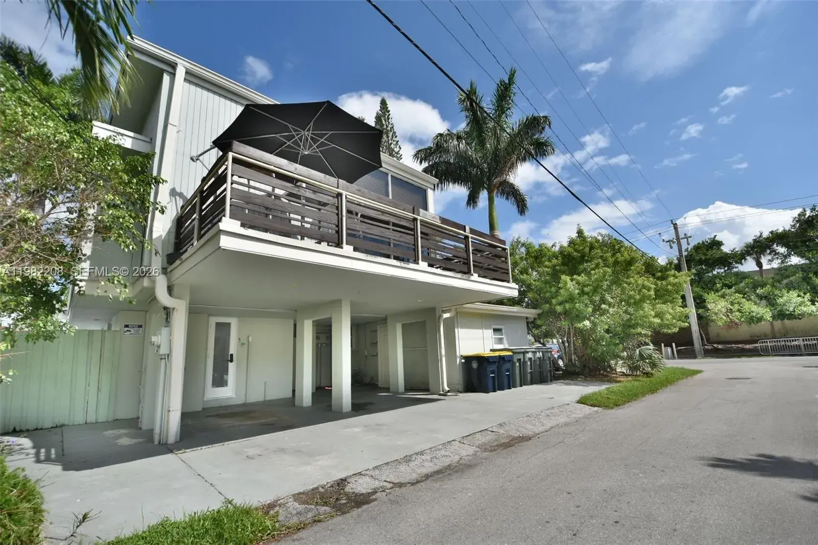 Residential Income for sale at 250 SE Park St, Dania Beach FL 33004