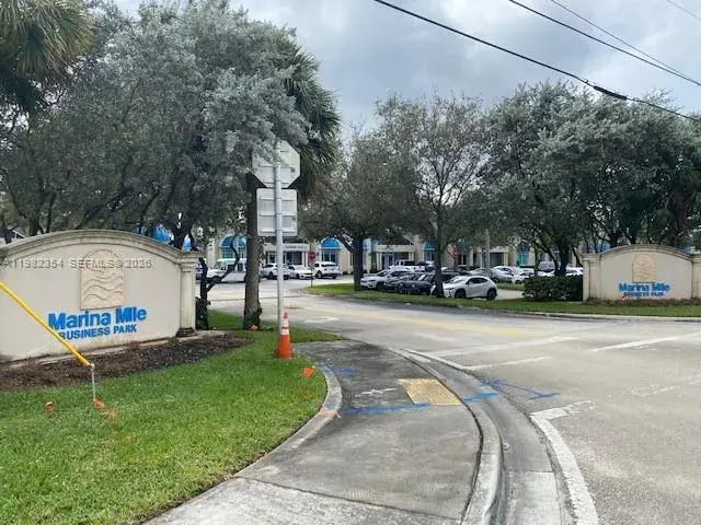 Commercial Sale for sale at 2800 W State Road 84 # 102, Dania Beach FL 33312