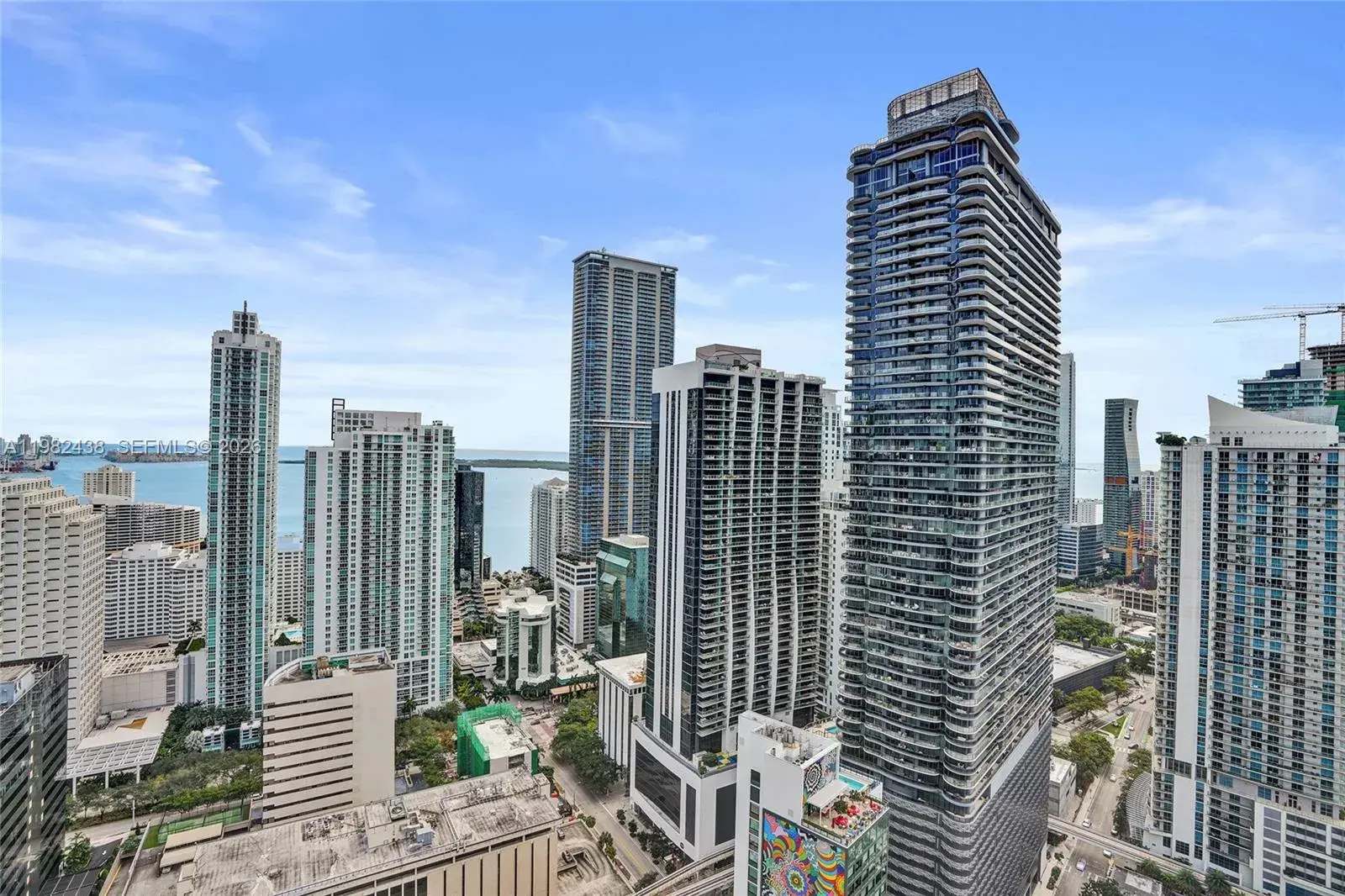45 SW 9th St # 4004, Miami FL 33130 photo 2