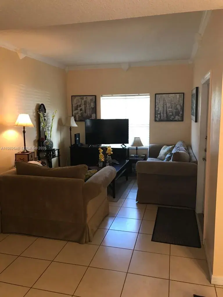 2142 Siena Way, Hollywood FL 33021