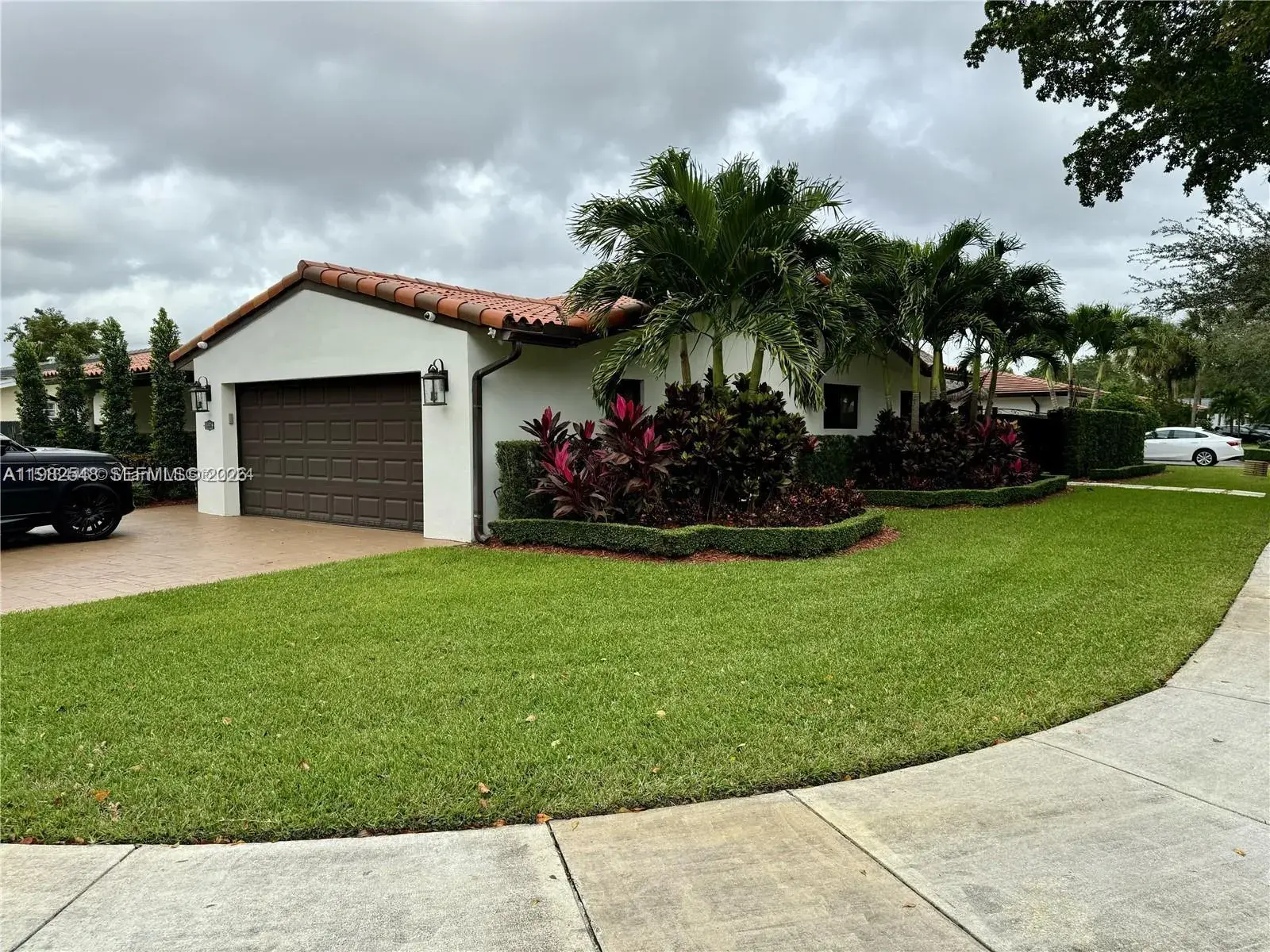 15101 Garvock Pl, Miami Lakes FL 33016