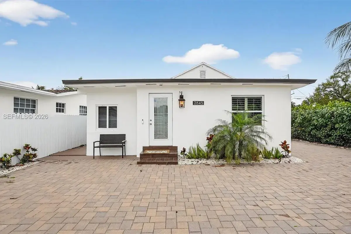 2845 SW 67th Ave, Miami FL 33155