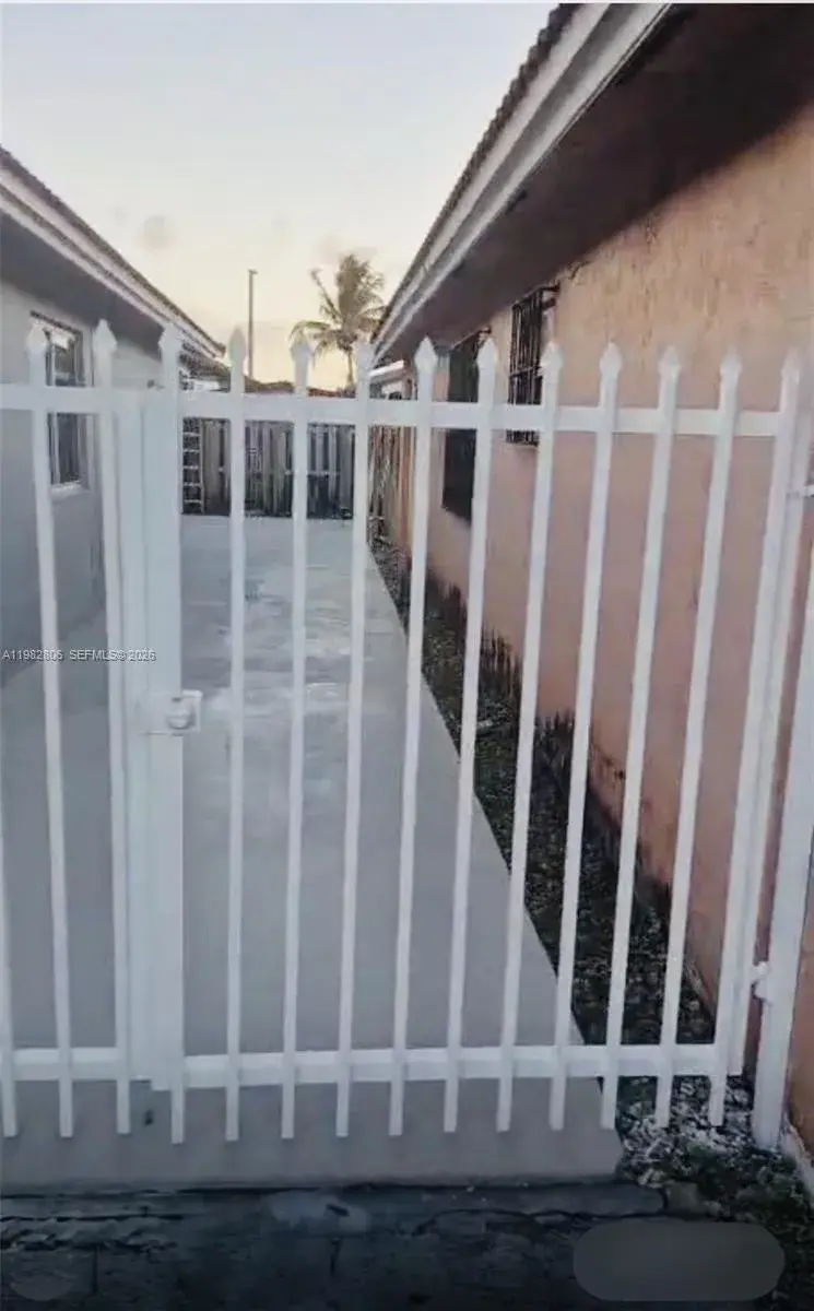 3355 W 68th St # 119, Hialeah FL 33018