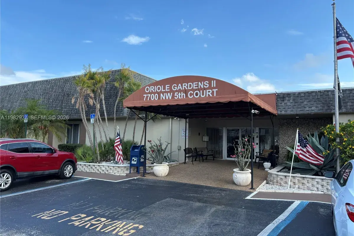 601 NW 80th Ave # 207, Margate FL 33063