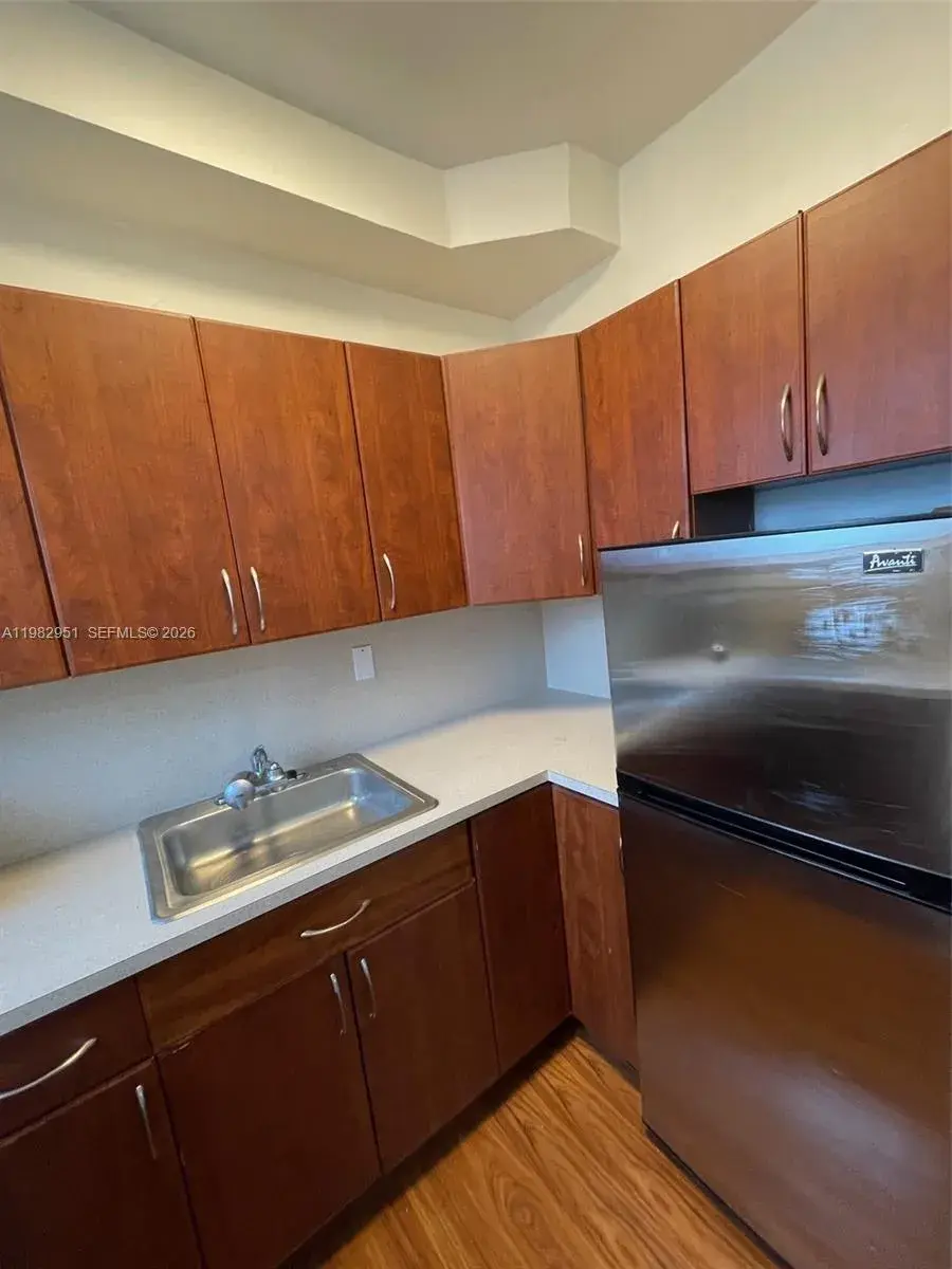 1611 Michigan Ave # 15, Miami Beach FL 33139