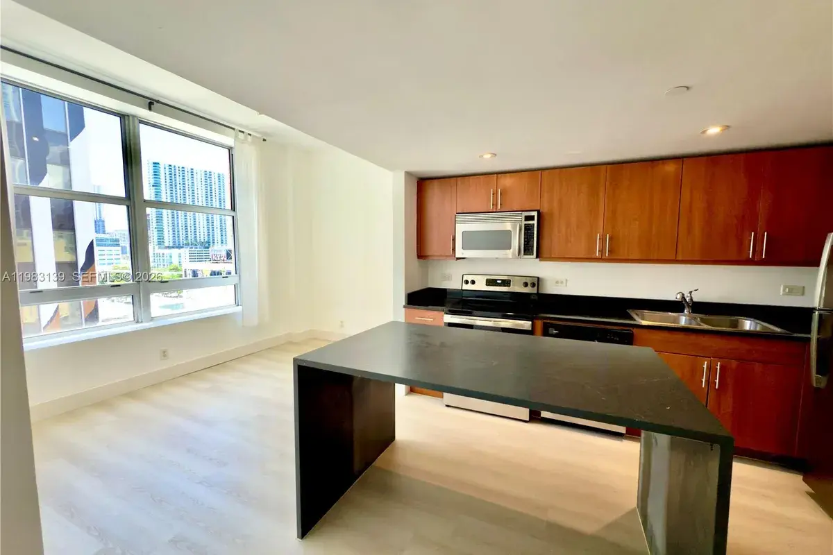 111 E Flagler St # 805, Miami FL 33131