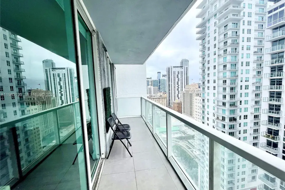 253 NE 2nd St # 2506, Miami FL 33132