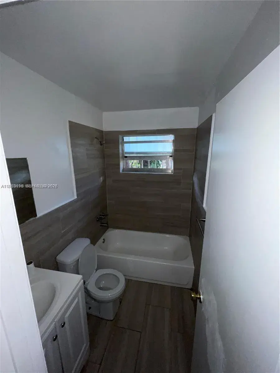 3675 Florida Ave # 3675, Miami FL 33133