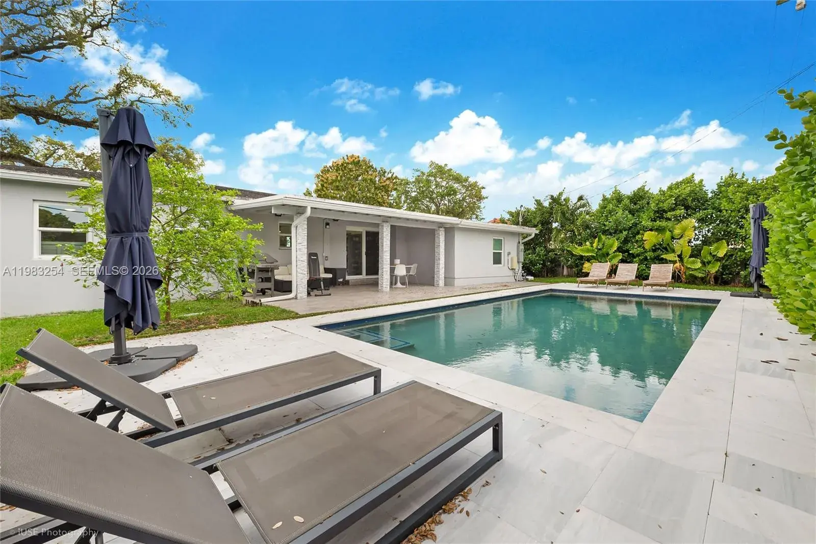 3 bedroom 2 bath Residential for sale at 7235 SW 39th St, Miami FL 33155