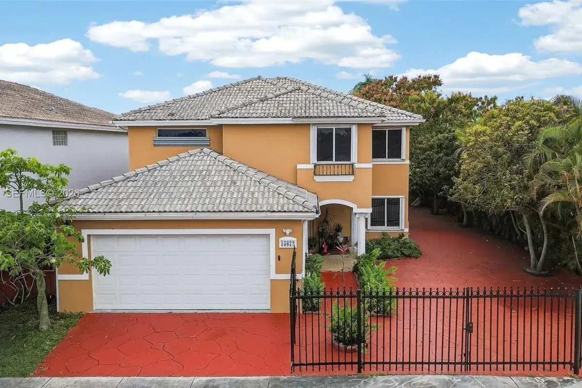 15672 SW 91st Ln, Miami FL 33196