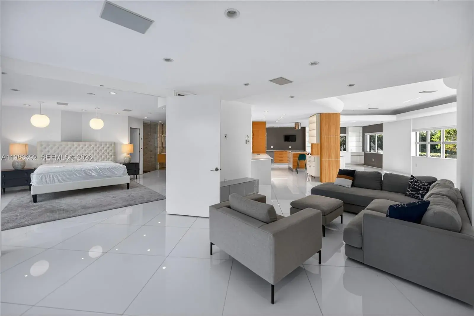 1000 N Shore Dr, Miami Beach FL 33141