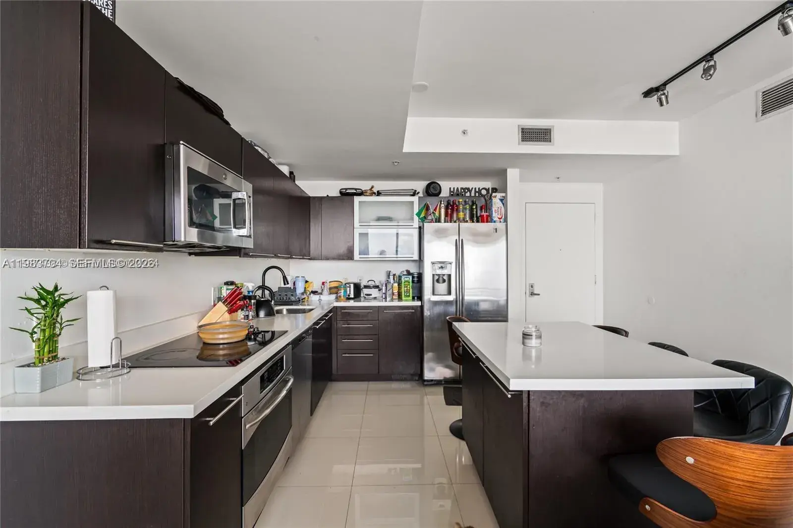 90 SW 3rd St # 2908, Miami FL 33130 photo 2