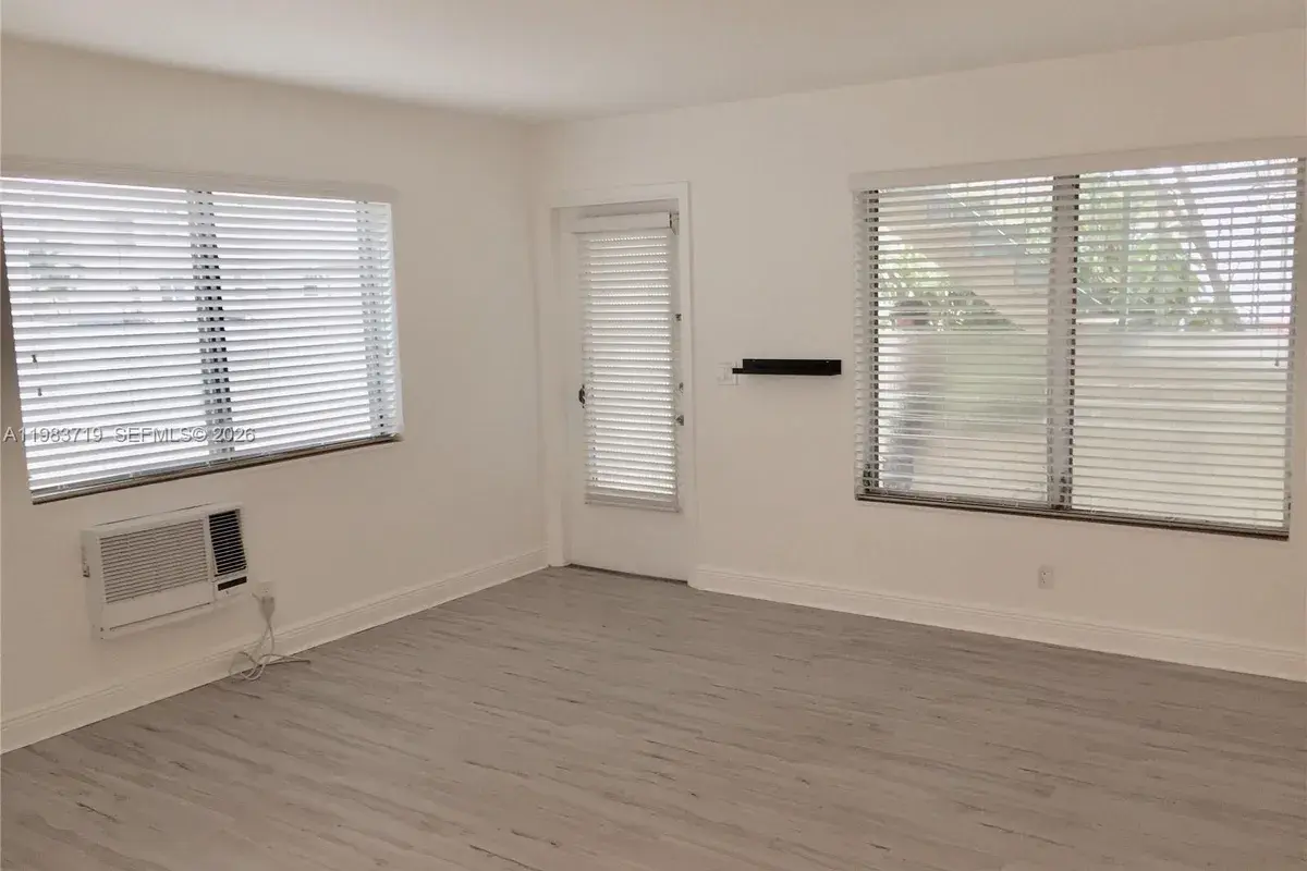 535 74 # 7, Miami Beach FL 33141