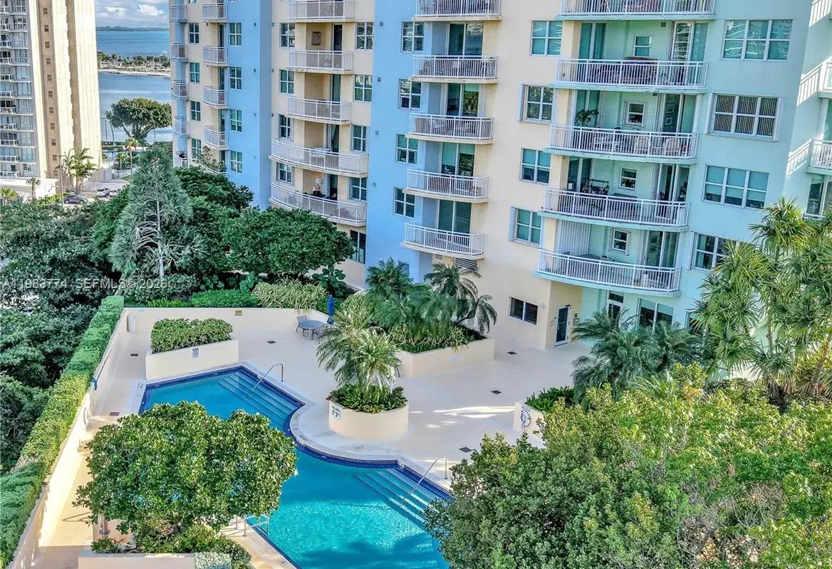 2475 Brickell Ave # 703, Miami FL 33129
