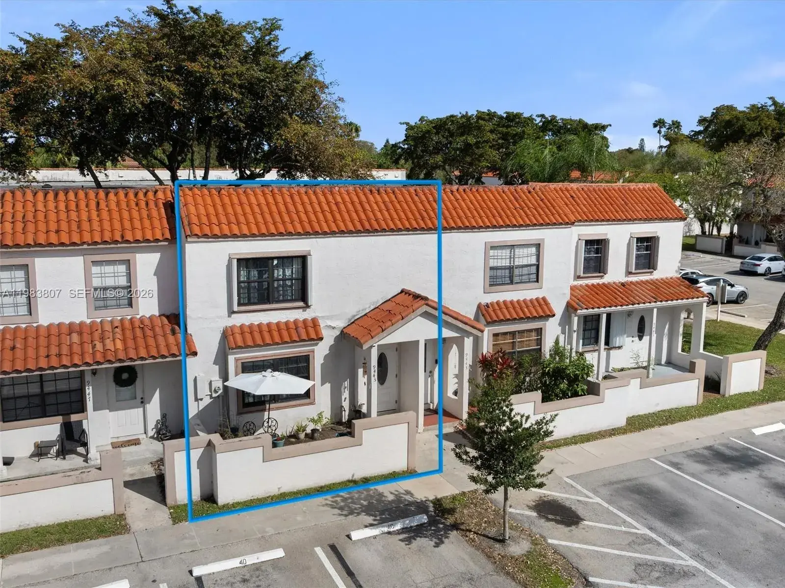 3 bedroom 2 bath Residential for sale at 9445 NW 42nd St, Sunrise FL 33351
