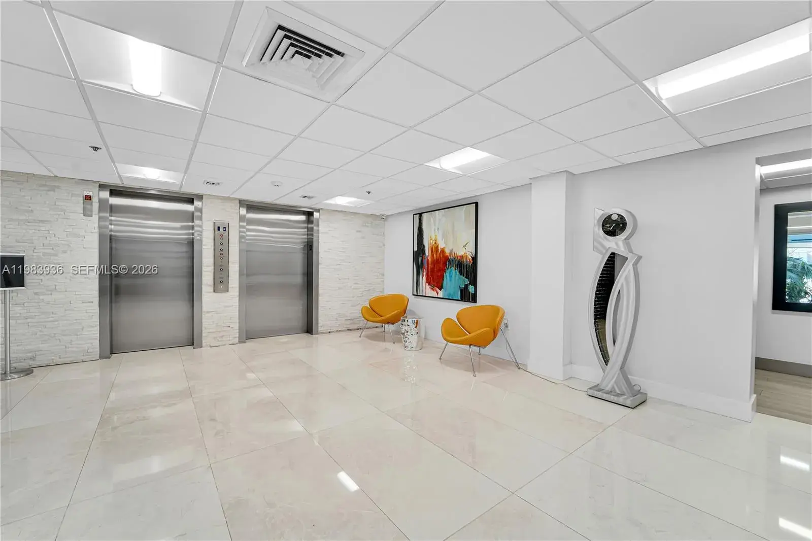 919 Hillcrest Dr # 704, Hollywood FL 33021