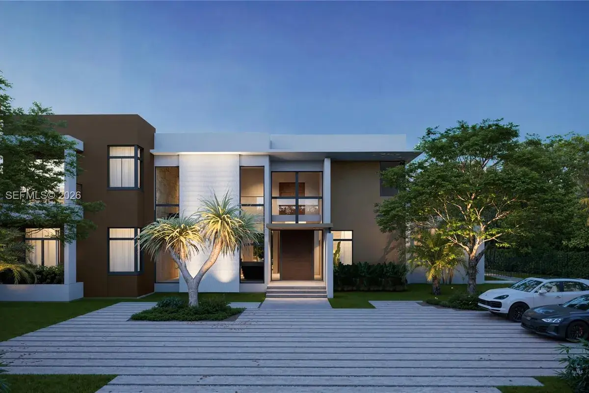 6800 SW 106th St, Pinecrest FL 33156