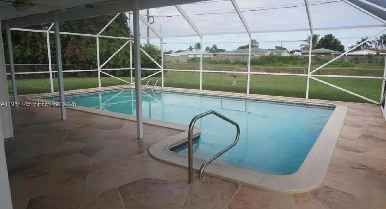 4 bedroom 2 bath Residential for sale at 328 Riverdale Rd, Palm Springs FL 33461